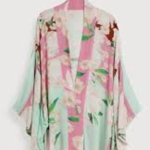 13 - NWT SAACHI BLOSSOM BREEZE FLORAL PRINT KAFTAN - Picture 2 of 5